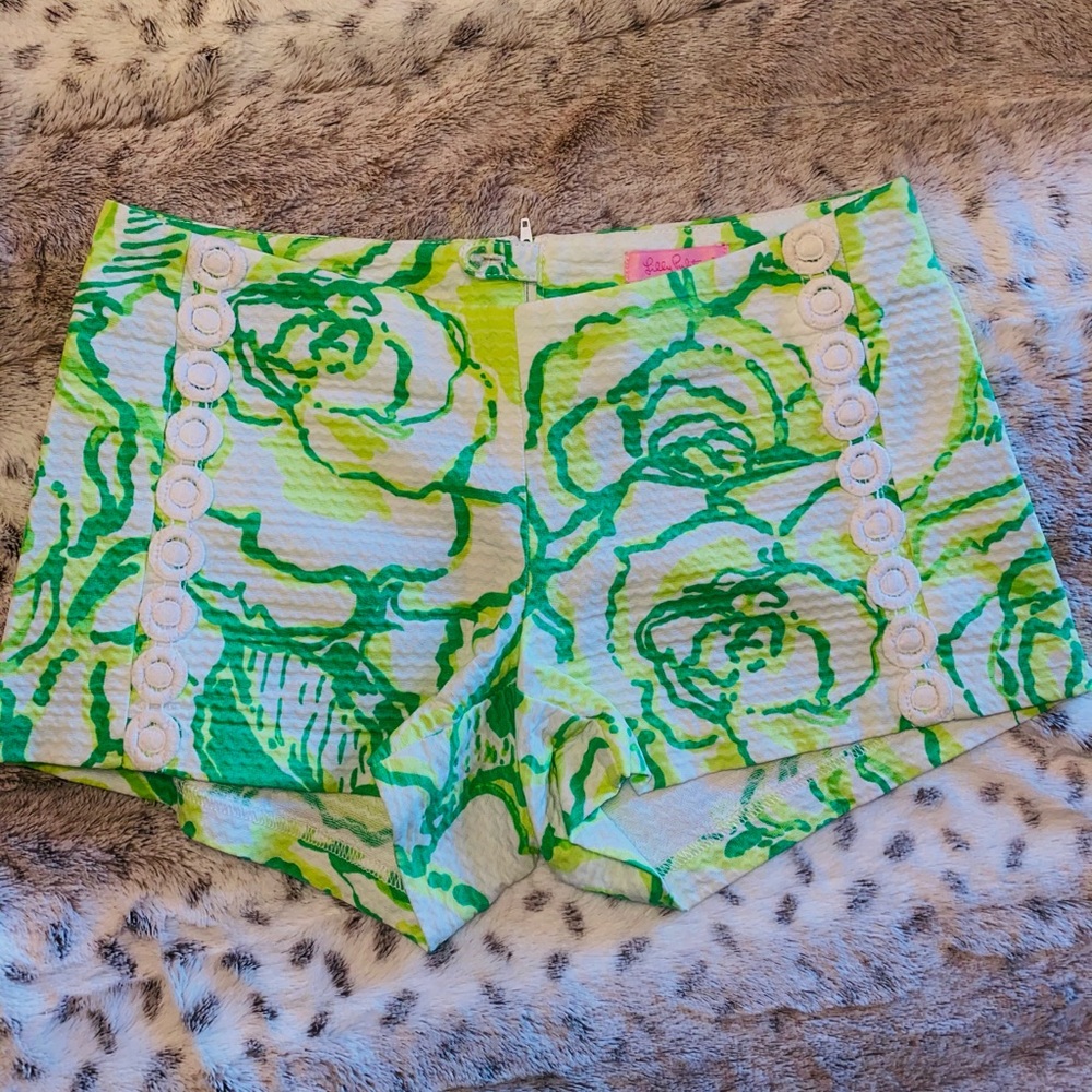 Lilly Pulitzer Zip Up Shorts